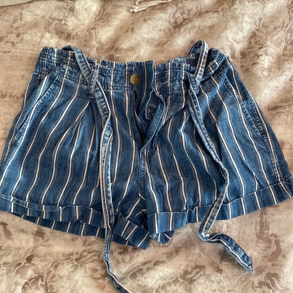 American eagle striped jean shorts